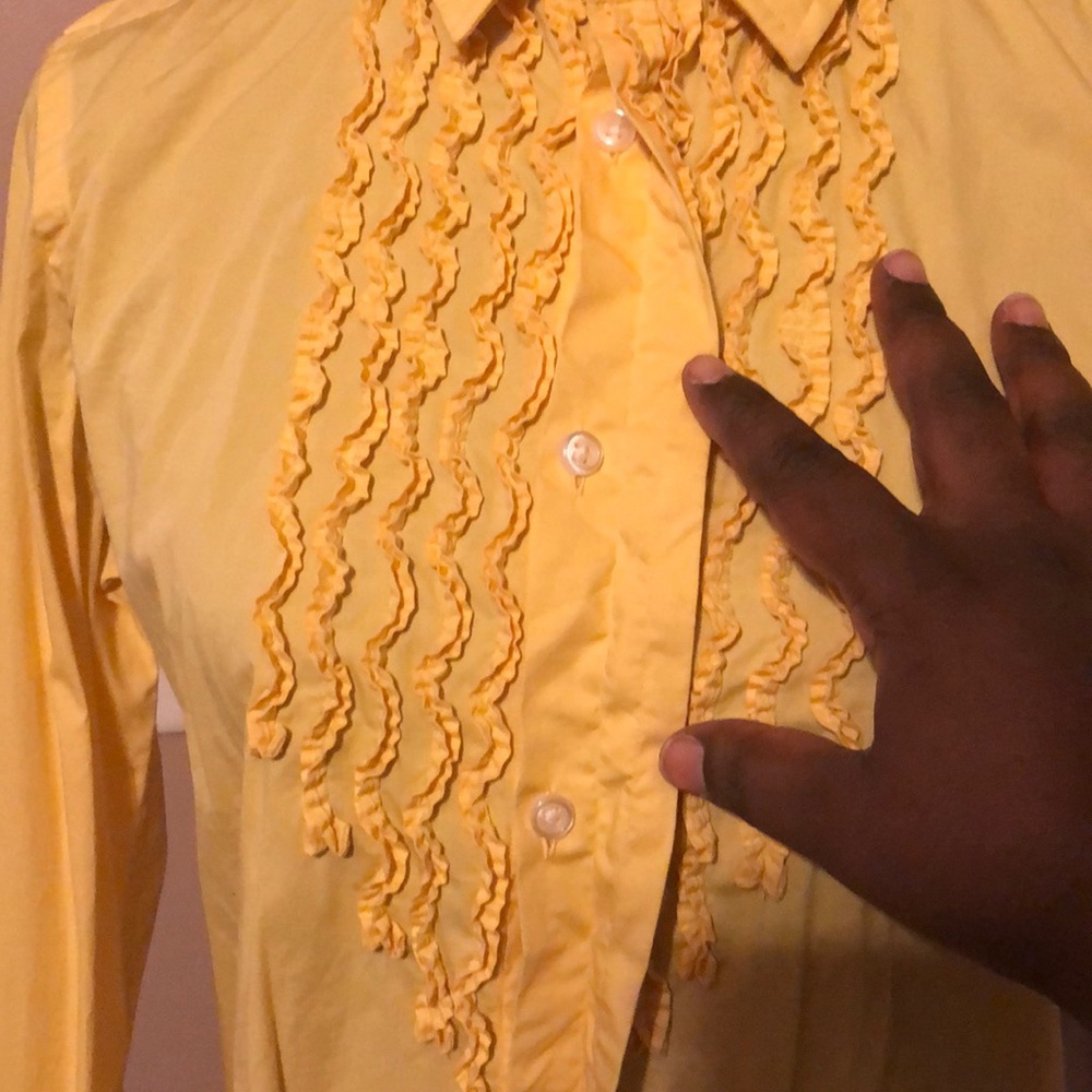 Banana Ruffle Blouse - Picture 4 of 6